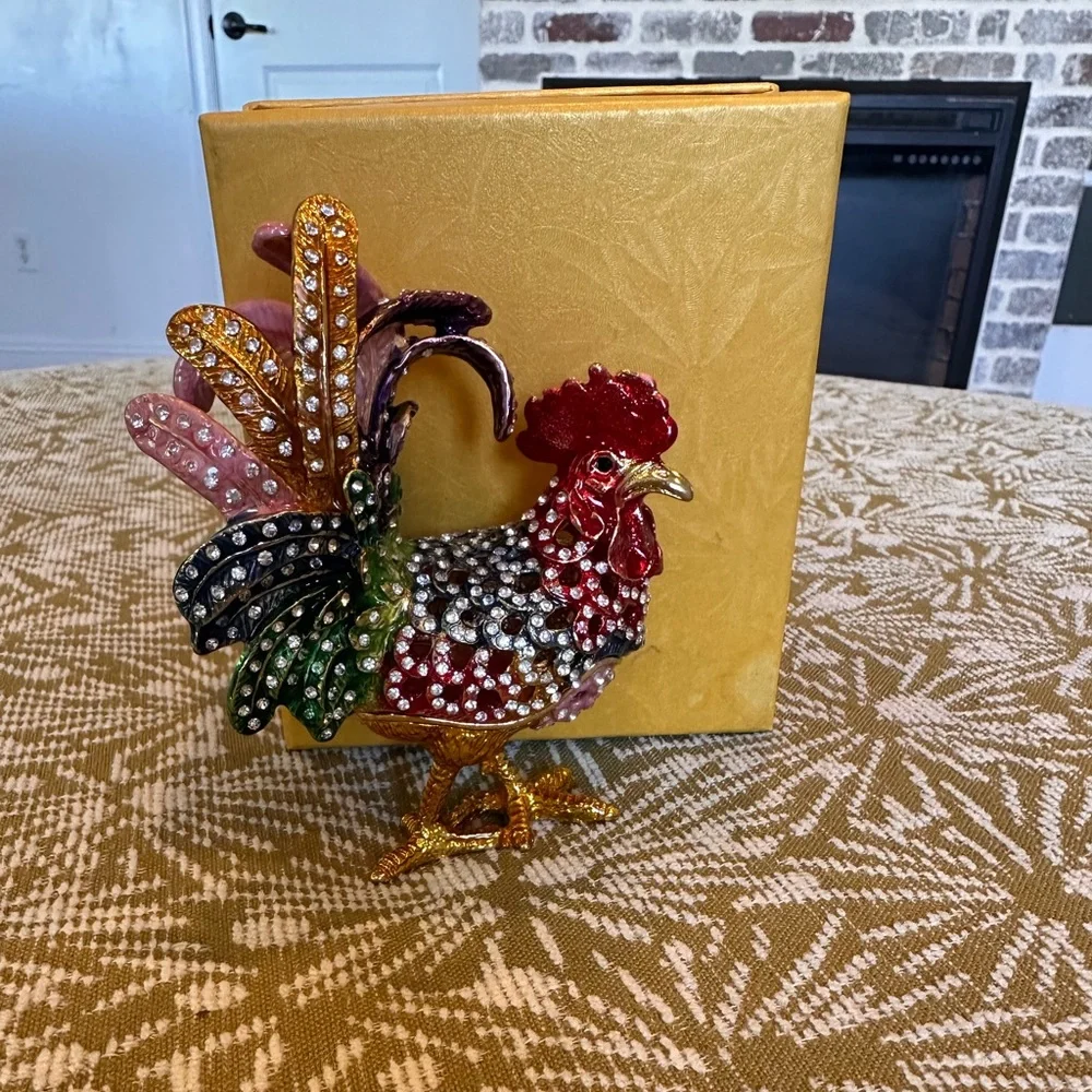 Colorful Rhinestone Rooster - Picture 2 of 4